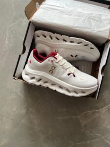 Cloud Techphase Running Sneakers 3 Colours (1)