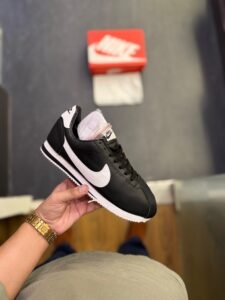 Cortez Basic Black White Sneakers On Sale (2)