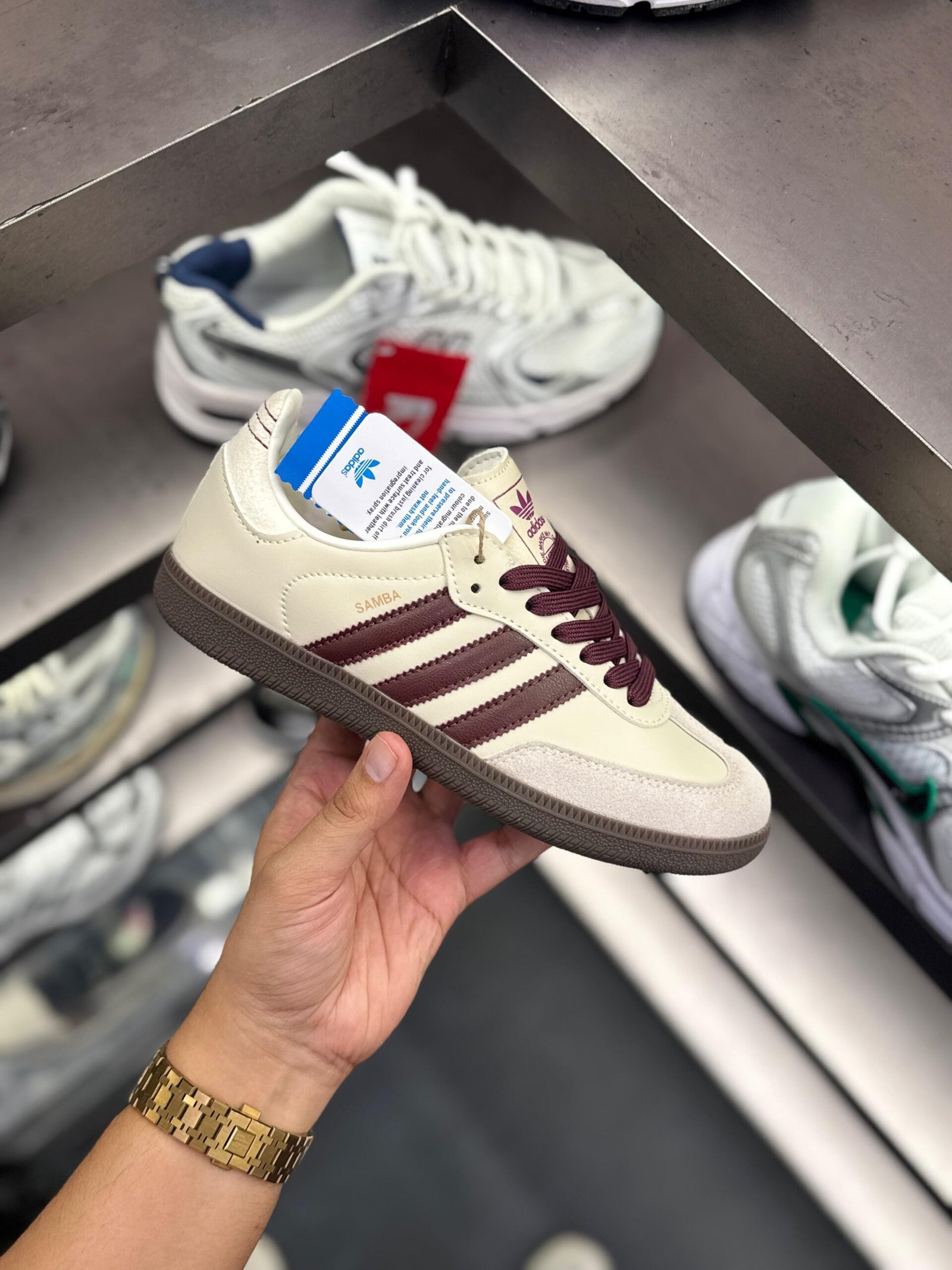 Girls White Maroon Samba Sneakers In Stock (2)