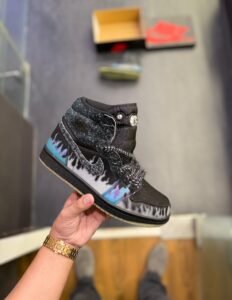 Halloween Black Cat Mid Sneakers – Premium Streetwear Shoes (2)