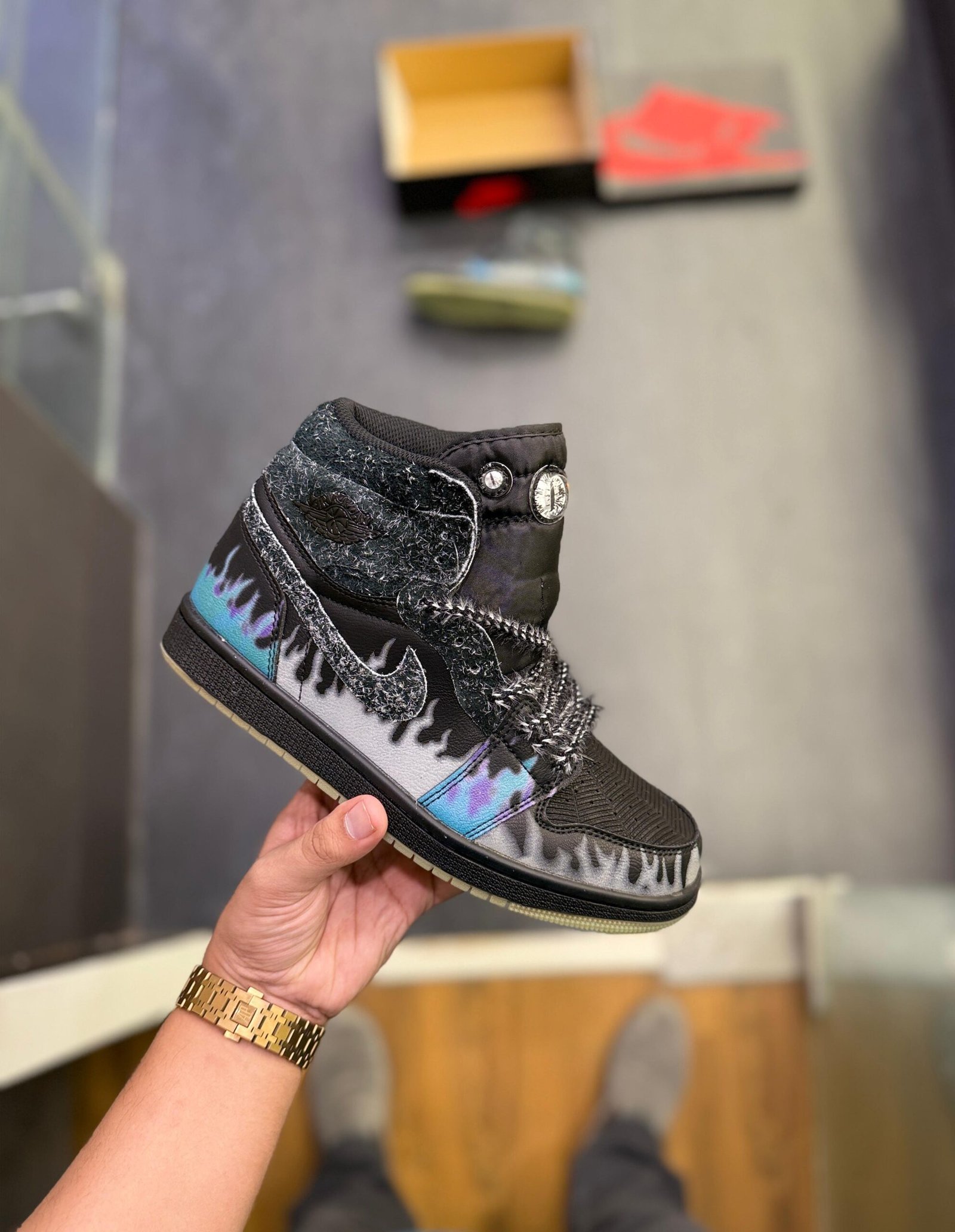 Halloween Black Cat Mid Sneakers – Premium Streetwear Shoes (2) Halloween Black Cat Mid Sneakers – Premium Streetwear Shoes (2)