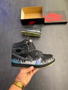 Halloween Black Cat Mid Sneakers – Premium Streetwear Shoes (3)