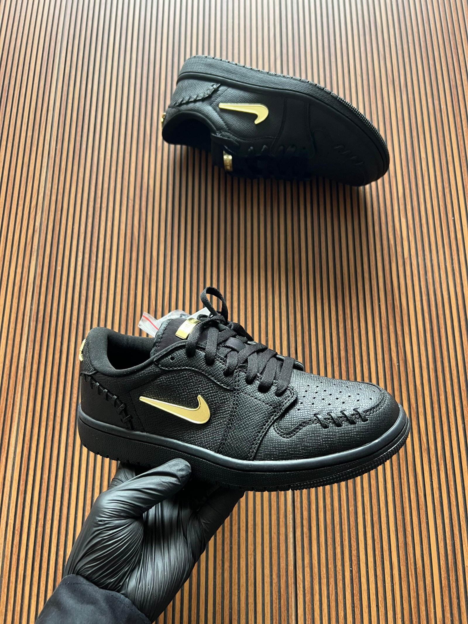 Imported Low Method Sneakers For Boys 2 Colours (1) Imported Low Method Sneakers For Boys 2 Colours (1)