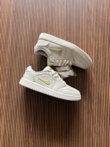 Imported Low Method Sneakers For Boys 2 Colours (3)