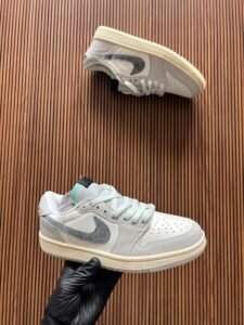 Retro SE Craft Tech Grey Sneakers On Sale (1)