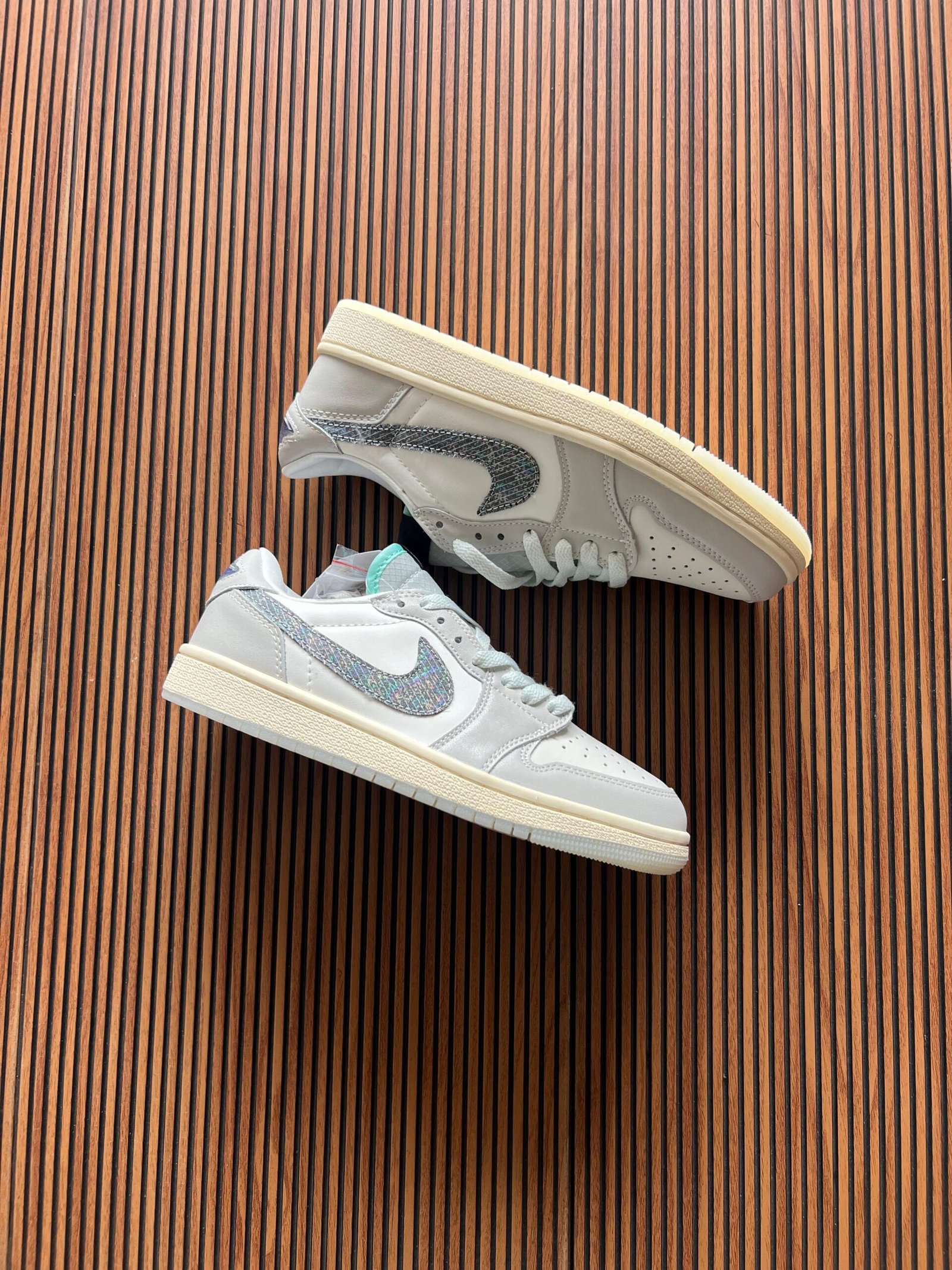 Retro SE Craft Tech Grey Sneakers On Sale (2)