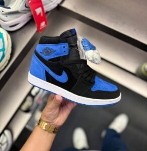 Signature Retro 1 High Royal Reimagined Suede Leather Sneakers (2)