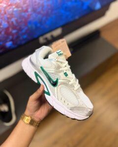 V5 RNR Running Sneakers – Green Olive & Metallic Beige (11)