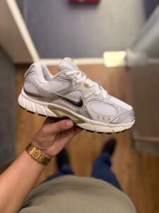 V5 RNR Running Sneakers – Green Olive & Metallic Beige (7)