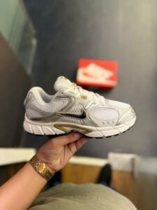 V5 RNR Running Sneakers – Green Olive & Metallic Beige (8)