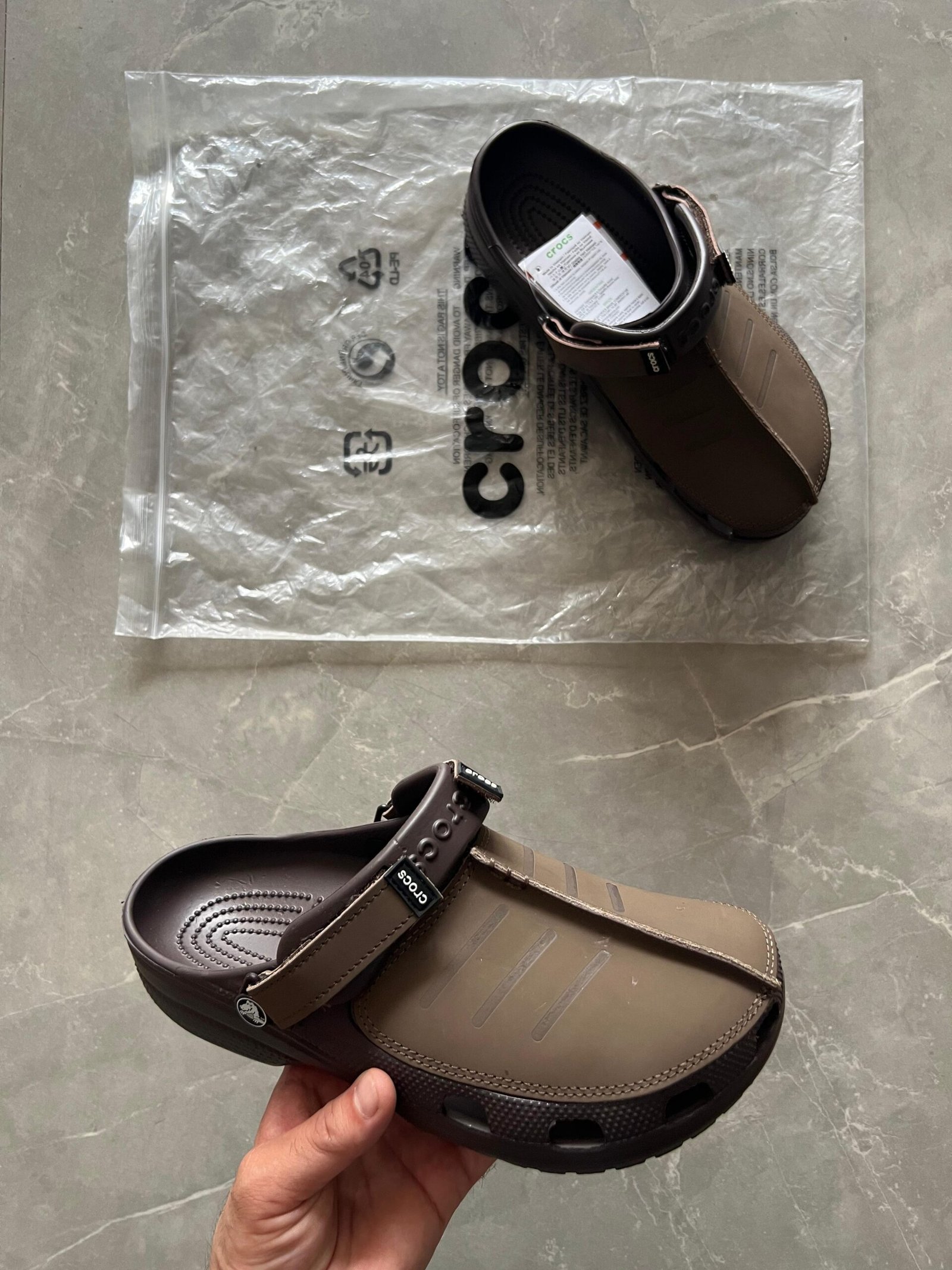 Yukon Clog Style Sandals Comfortable Outdoor Slip-On Shoes (2)