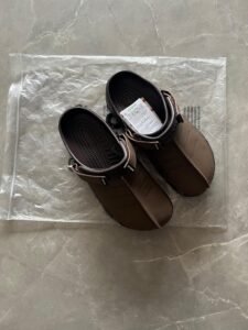 Yukon Clog Style Sandals Comfortable Outdoor Slip-On Shoes (4)