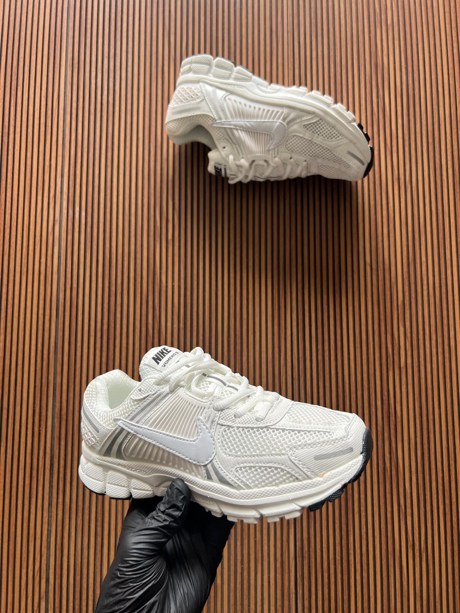 Zoom Vomero 5 Running Sneakers Sports Shoes For Girls (1)