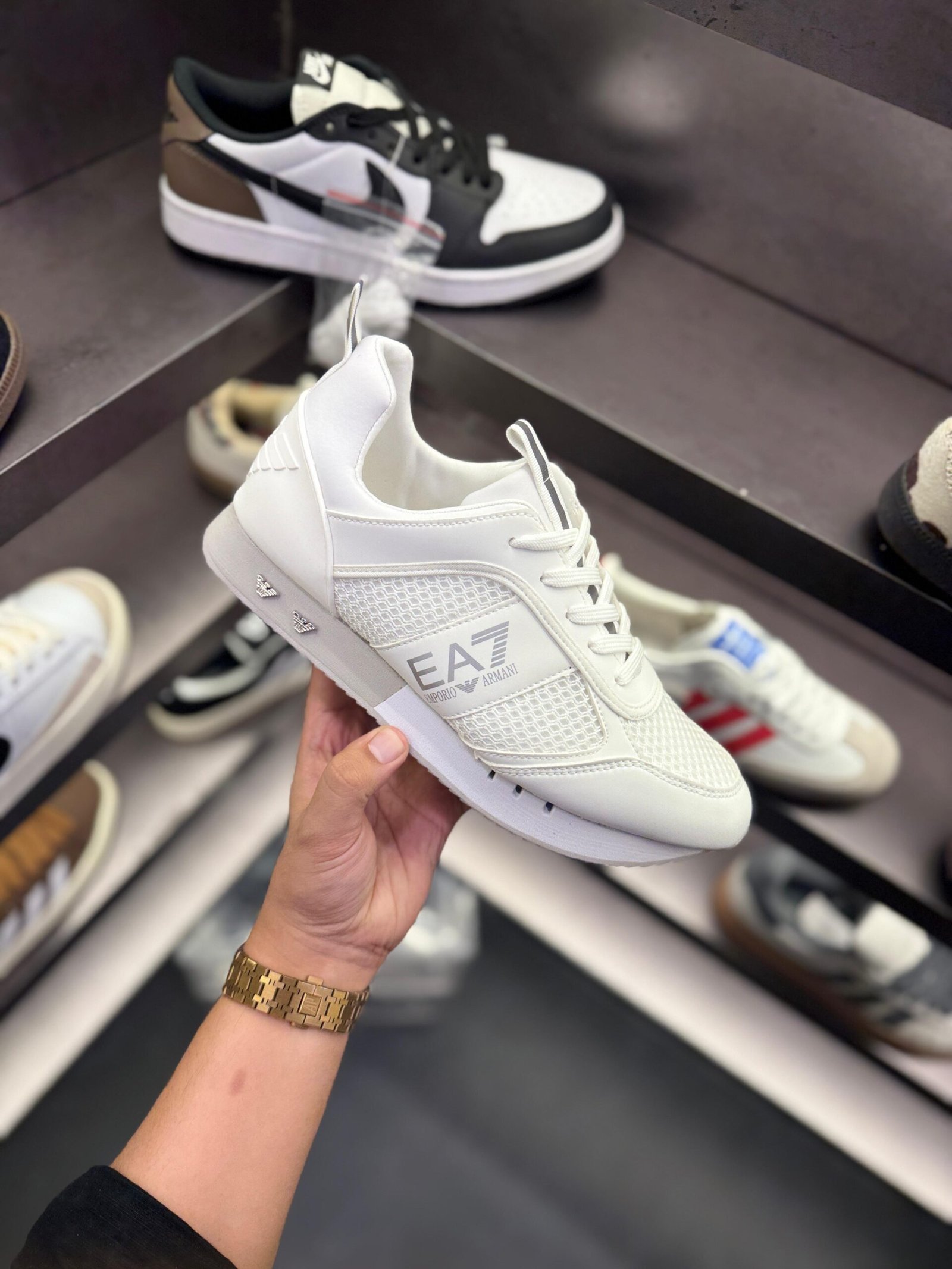 Ultra Luxury White Designer Sneakers – Premium Collection (4) Ultra Luxury White Designer Sneakers – Premium Collection (4)