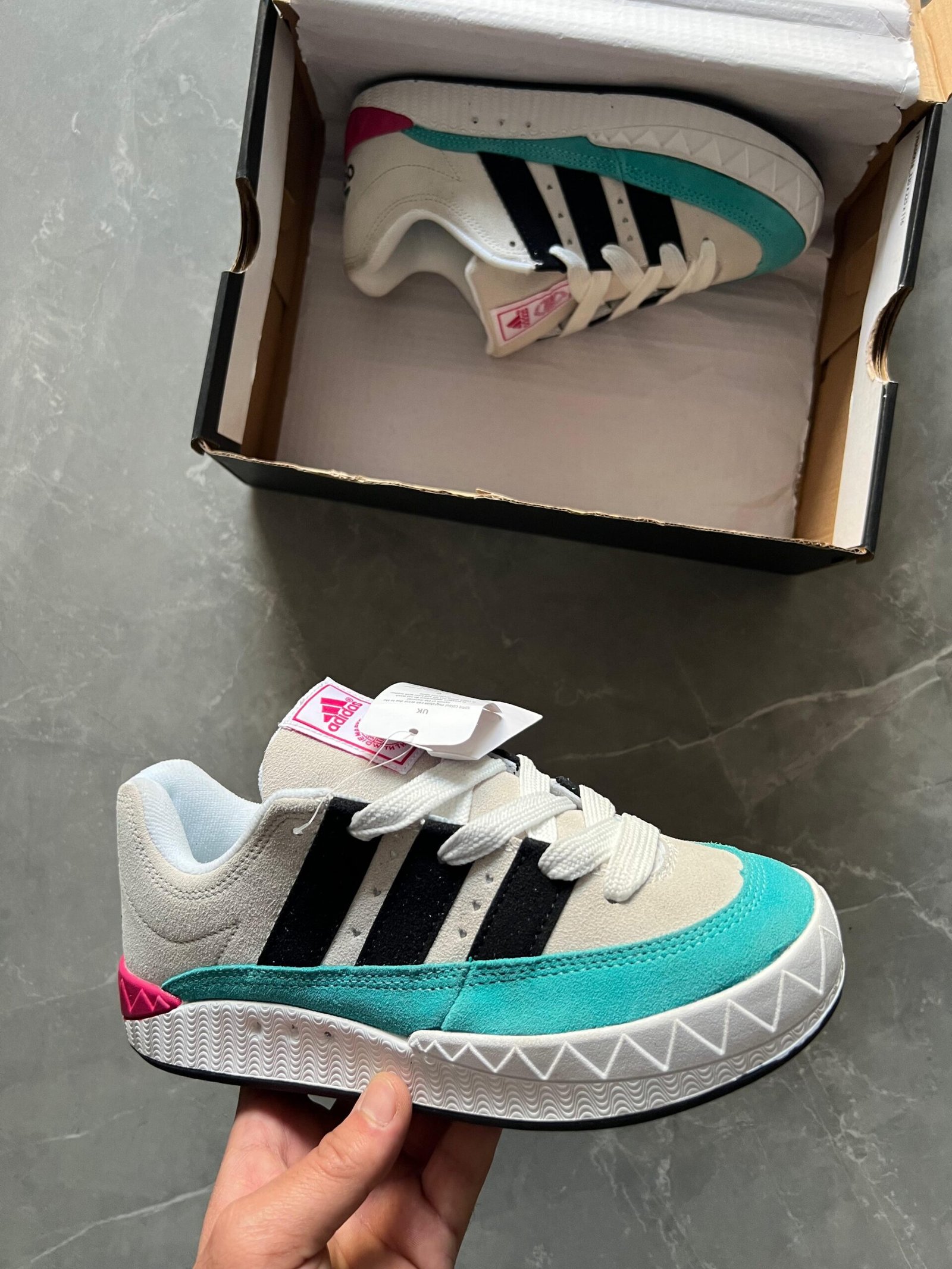 Admátic Girls Sneakers – Premium Comfort (3 Colors) (2) Admátic Girls Sneakers – Premium Comfort (3 Colors) (2)