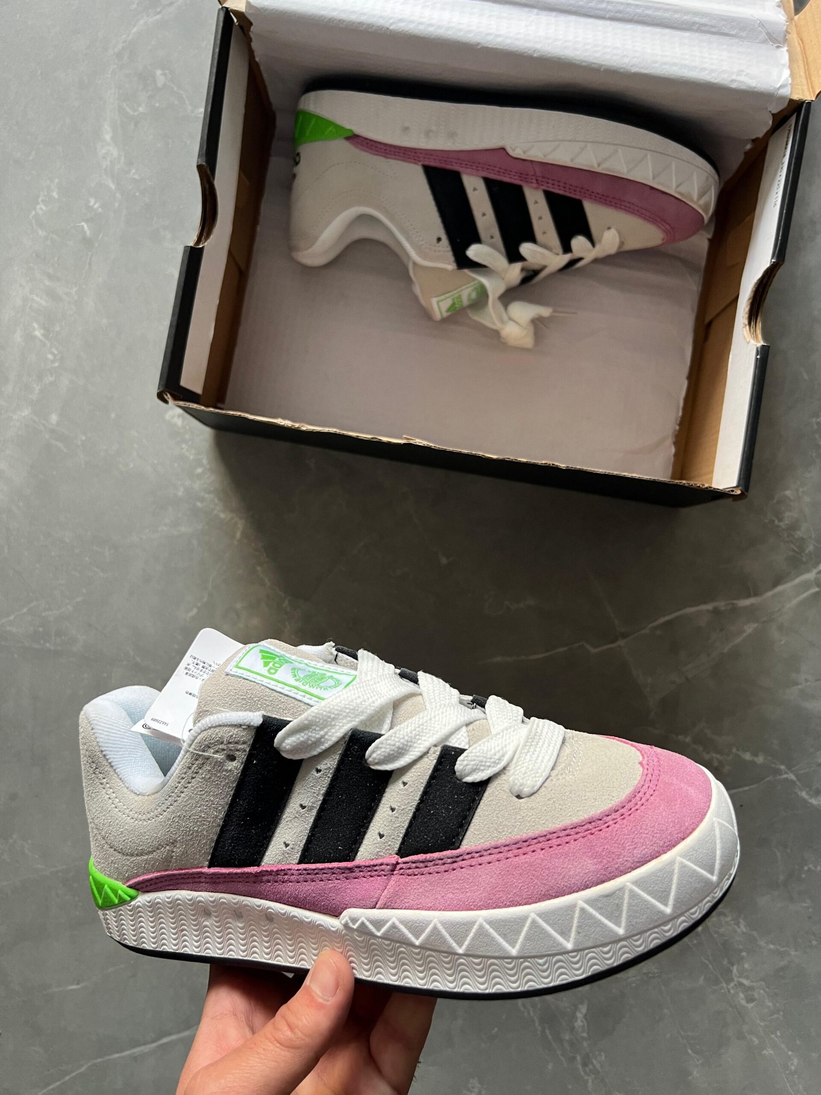 Admátic Girls Sneakers – Premium Comfort (3 Colors) (4) Admátic Girls Sneakers – Premium Comfort (3 Colors) (4)