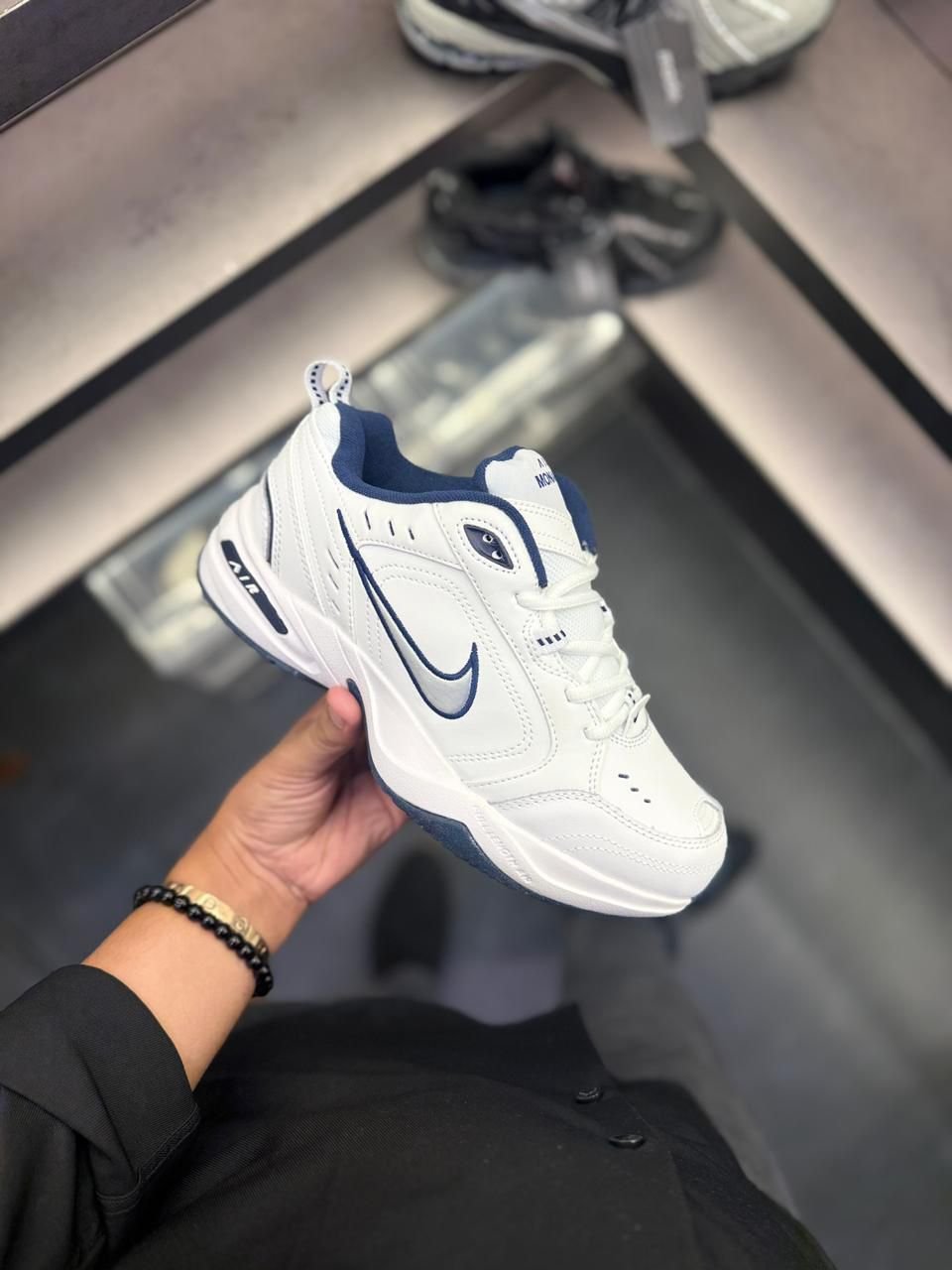 Air Monarch IV Snow Day Sneakers Boys Winter-Ready Shoes (1) Air Monarch IV Snow Day Sneakers Boys Winter-Ready Shoes (1)