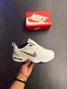 Air Monarch IV Snow Day Sneakers Boys Winter-Ready Shoes (3)