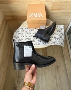 Croco Chelsea Boots – Textured Leather Finish Available in 2 Colors (3)