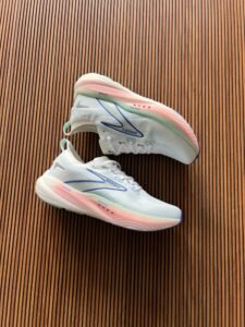 Glycerin 22 Premium Running Sneakers – Comfort Redefined (2)