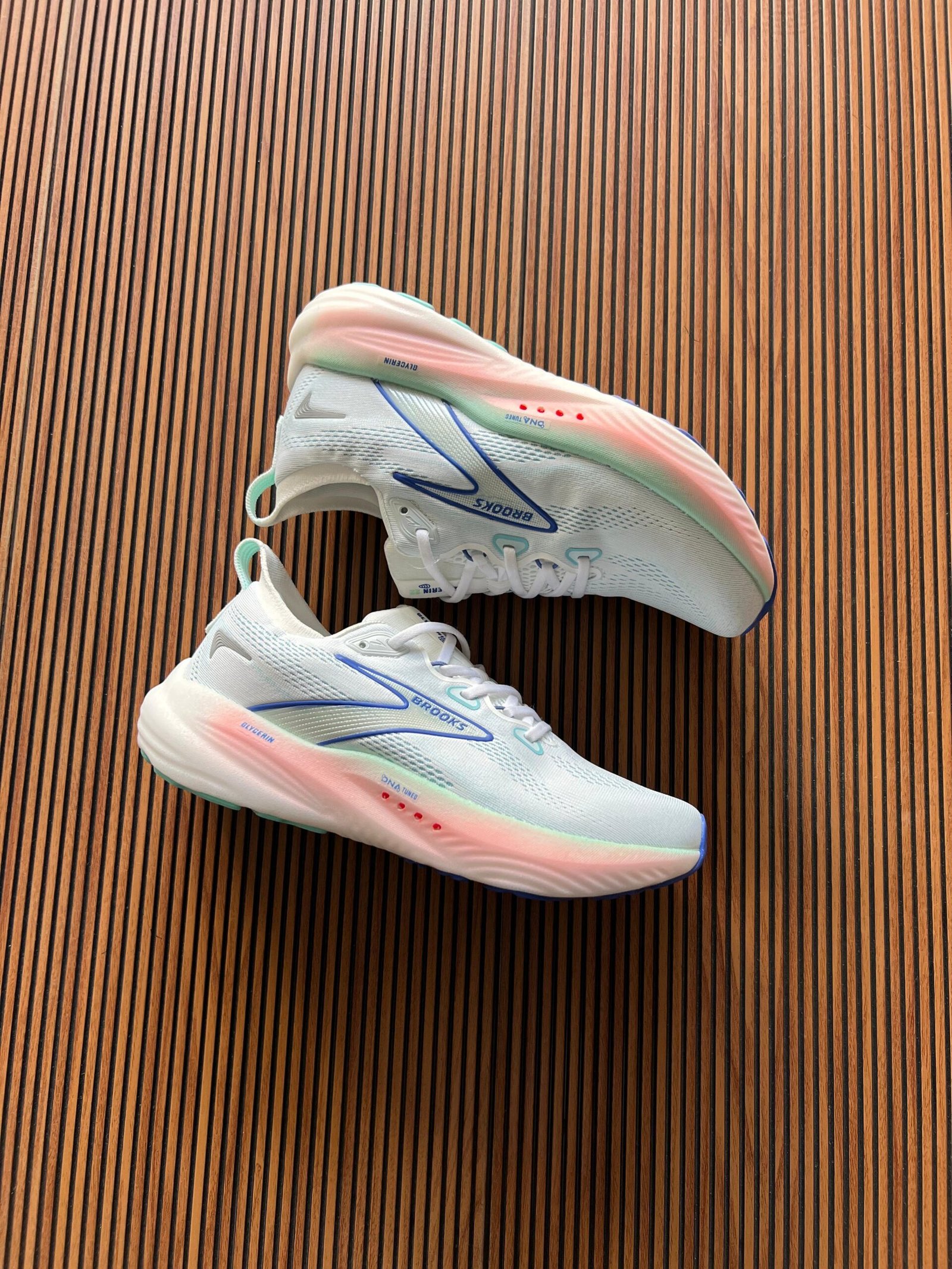 Glycerin 22 Premium Running Sneakers – Comfort Redefined (2) Glycerin 22 Premium Running Sneakers – Comfort Redefined (2)