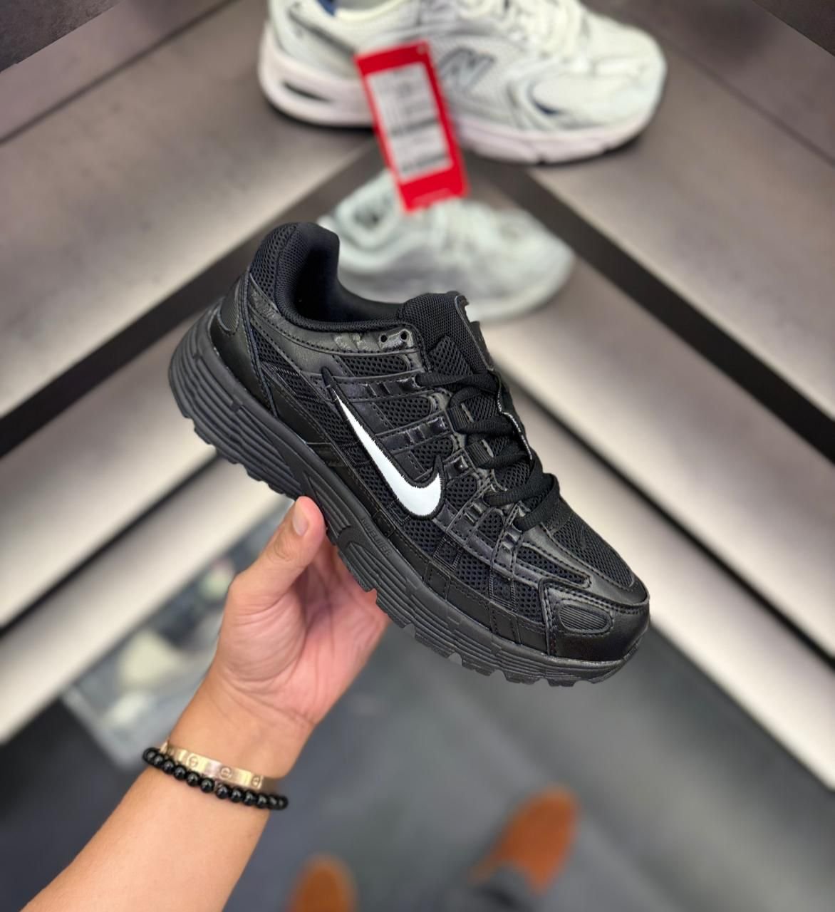 P-6000 Triple Black Trainer Shoes – All-Day Performance Comfort (2)