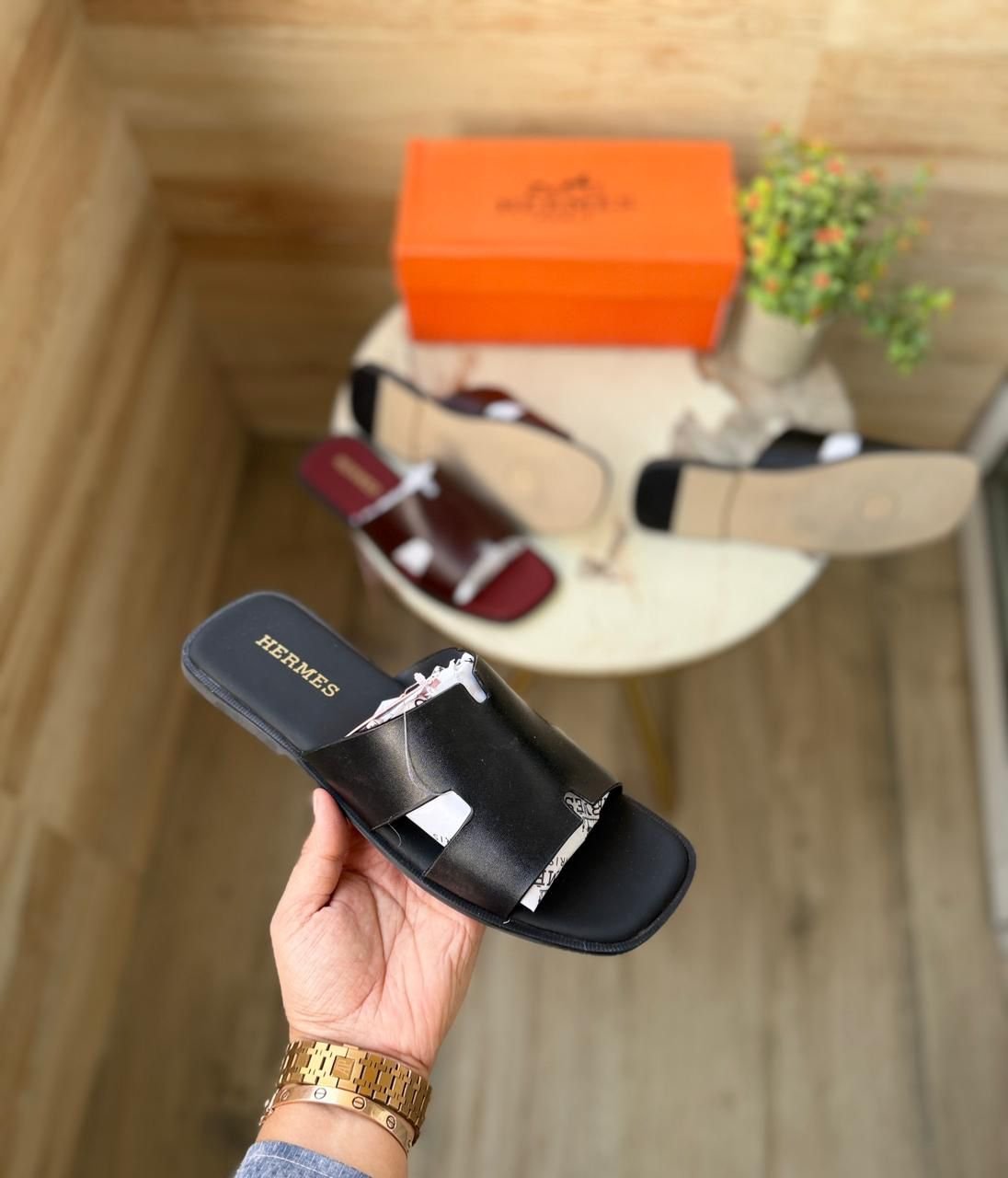 Paris Slip-On Sandals for Men – Classic Comfort Available in 2 Colors (2) Paris Slip-On Sandals for Men – Classic Comfort Available in 2 Colors (2)