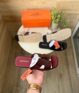 Paris Slip-On Sandals for Men – Classic Comfort Available in 2 Colors (4)