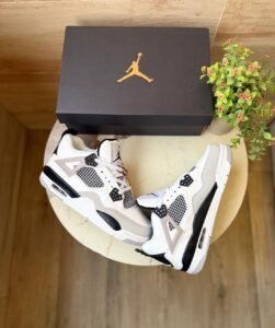 Premium Retro High-Top Athletic Sneakers – Classic Army-Inspired Black Unisex Design (1)