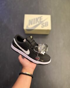 SB Dunk Fearless Edition 2025 – Premium Street Sneakers (4)