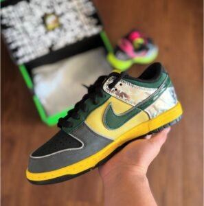 SB Dunk What The Duck Sneakers – Street Edition 2025 (1)