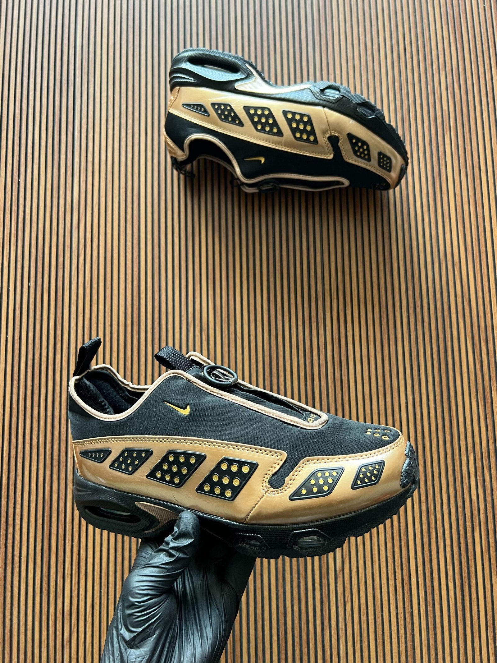 Signature Airmax SNDR Canyon Sneakers for Boys – 4 Color Options (3) Signature Airmax SNDR Canyon Sneakers for Boys – 4 Color Options (3)