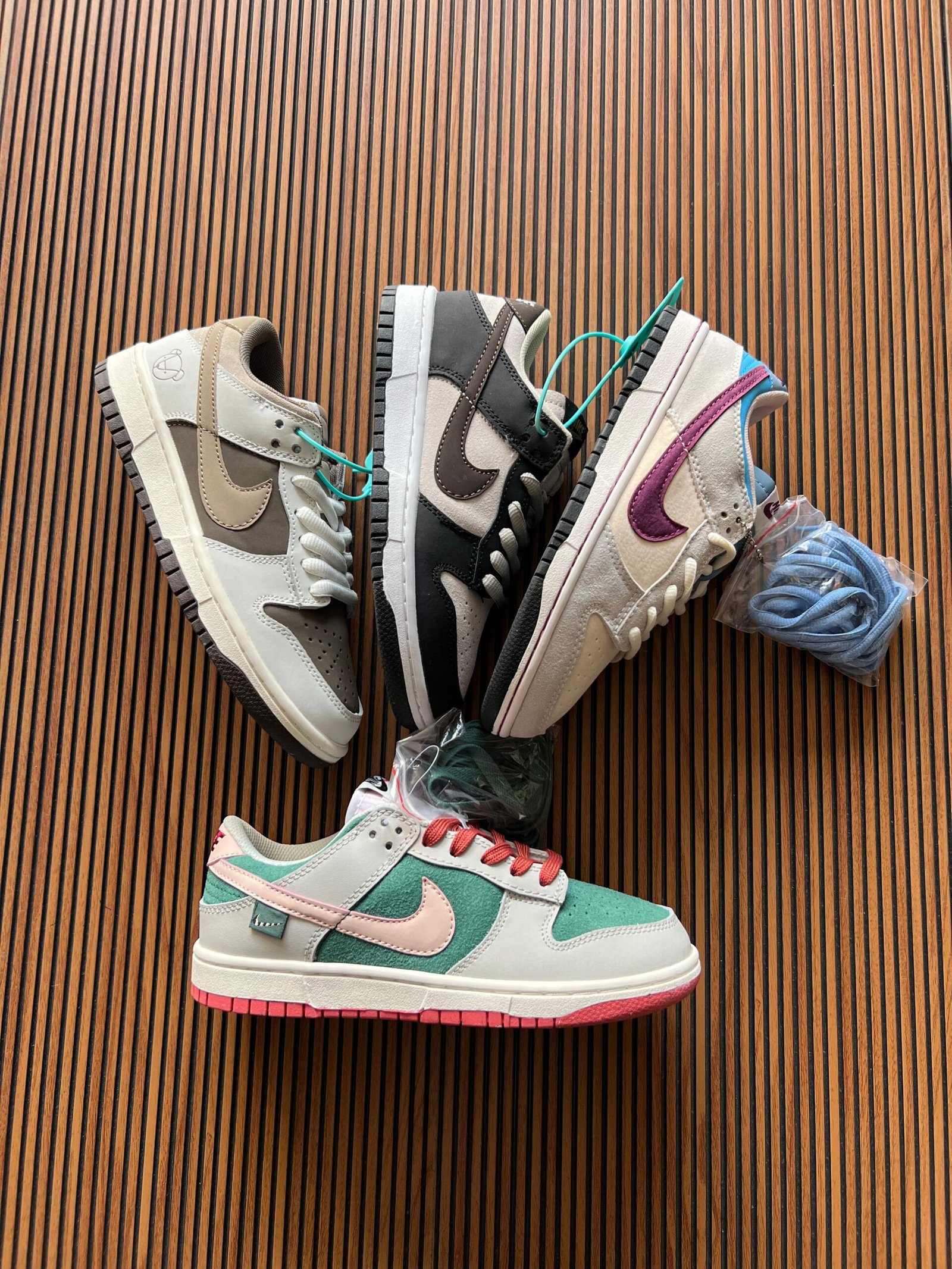 Signature SB Dunk Full Leather Sneakers for Girls – 4 Color Options (9) Signature SB Dunk Full Leather Sneakers for Girls – 4 Color Options (9)