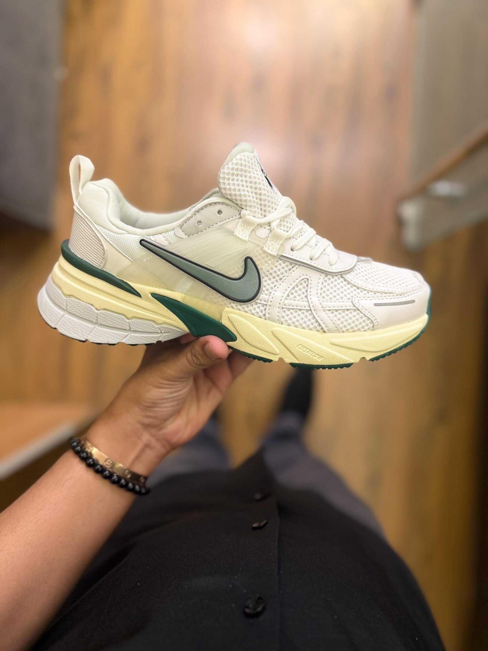 V2K White OG Running Shoes for Boys – Premium Comfort (3)