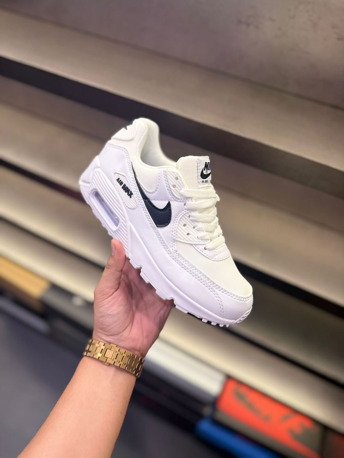 Classic White Black Airmax 90 Sneakers – Boys' Timeless Style