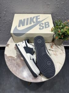 Custom X Stussy White 2025 Collaborative Sneakers (2)