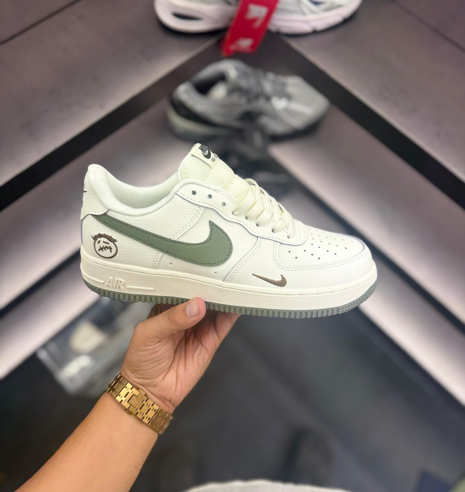 Kaws Limited Edition Airforce 1 Sneakers – Boys' Collaborative Art Style Kaws Limited Edition Airforce 1 Sneakers – Boys' Collaborative Art Style