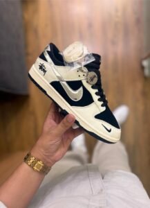 Stussy Black Silver Low-Top SB Dunk Sneakers (2)