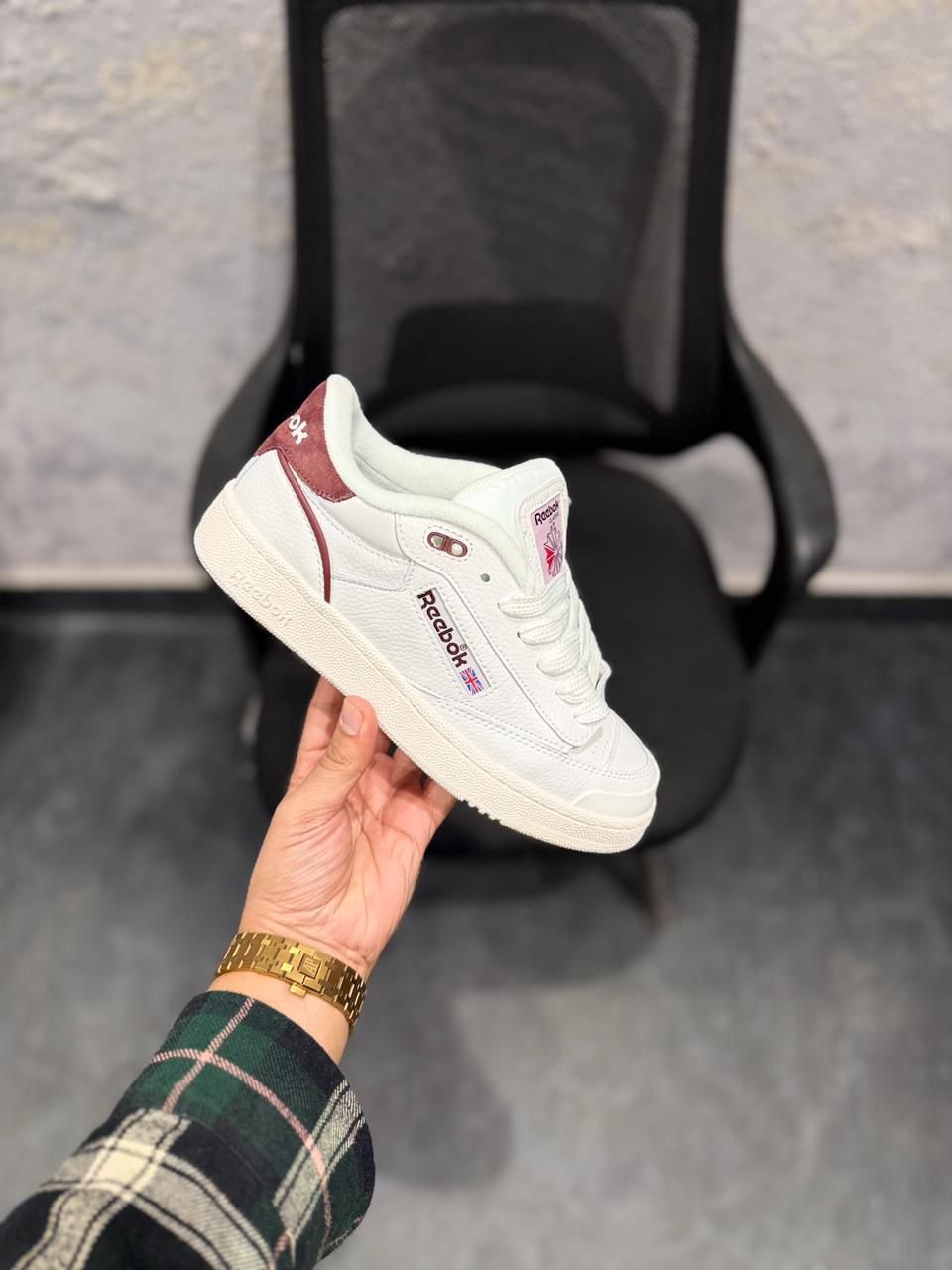 Classic White Wine Leather Casual Sneakers (1)