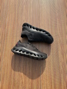 Cloud Run Premium Quality Girls Sneakers 3 Colors (4)