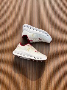 Cloud Run Premium Quality Girls Sneakers 3 Colors (5)