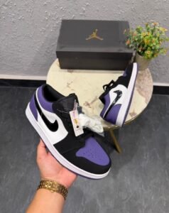 Retro 1 Low Court Purple Basketball Sneakers (3)