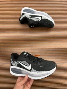 Zoom Vomero Premium Quality Running Athletic Performance Sneakers (1)