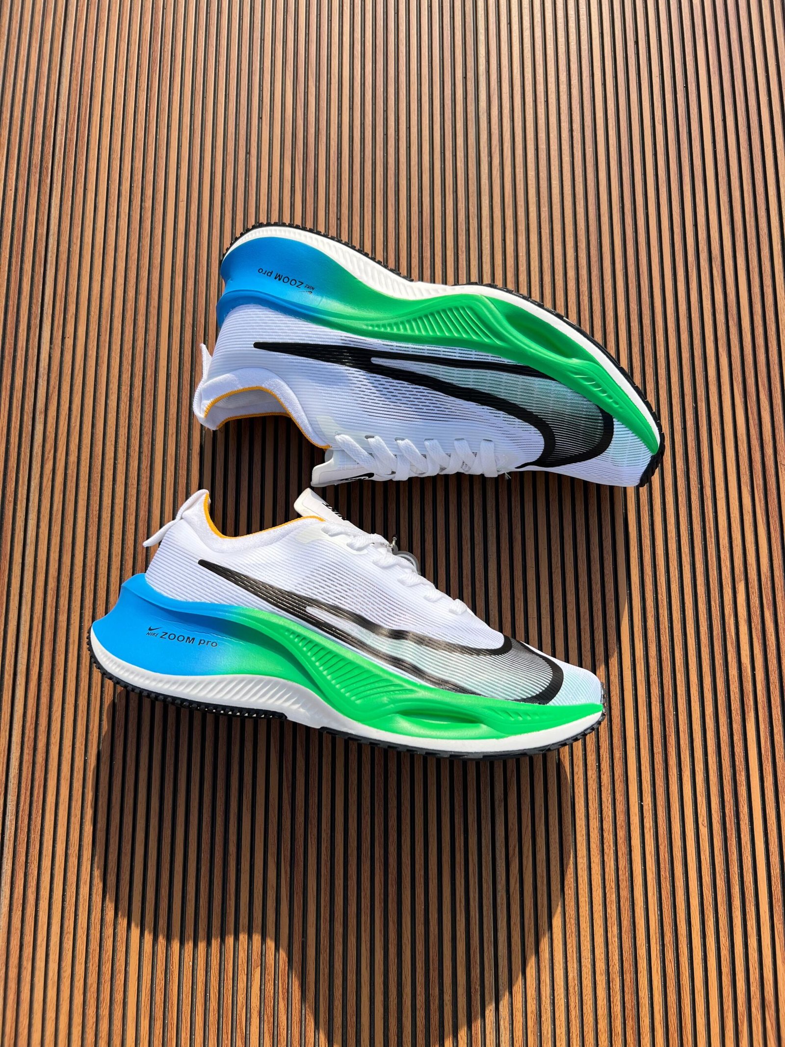 Zoom Vomero Pro Premium Performance Running Sneakers 2 Colors (2) Zoom Vomero Pro Premium Performance Running Sneakers 2 Colors (2)