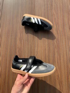 Samba Jane Girls Sneakers – Red & Black Classic Style (1)