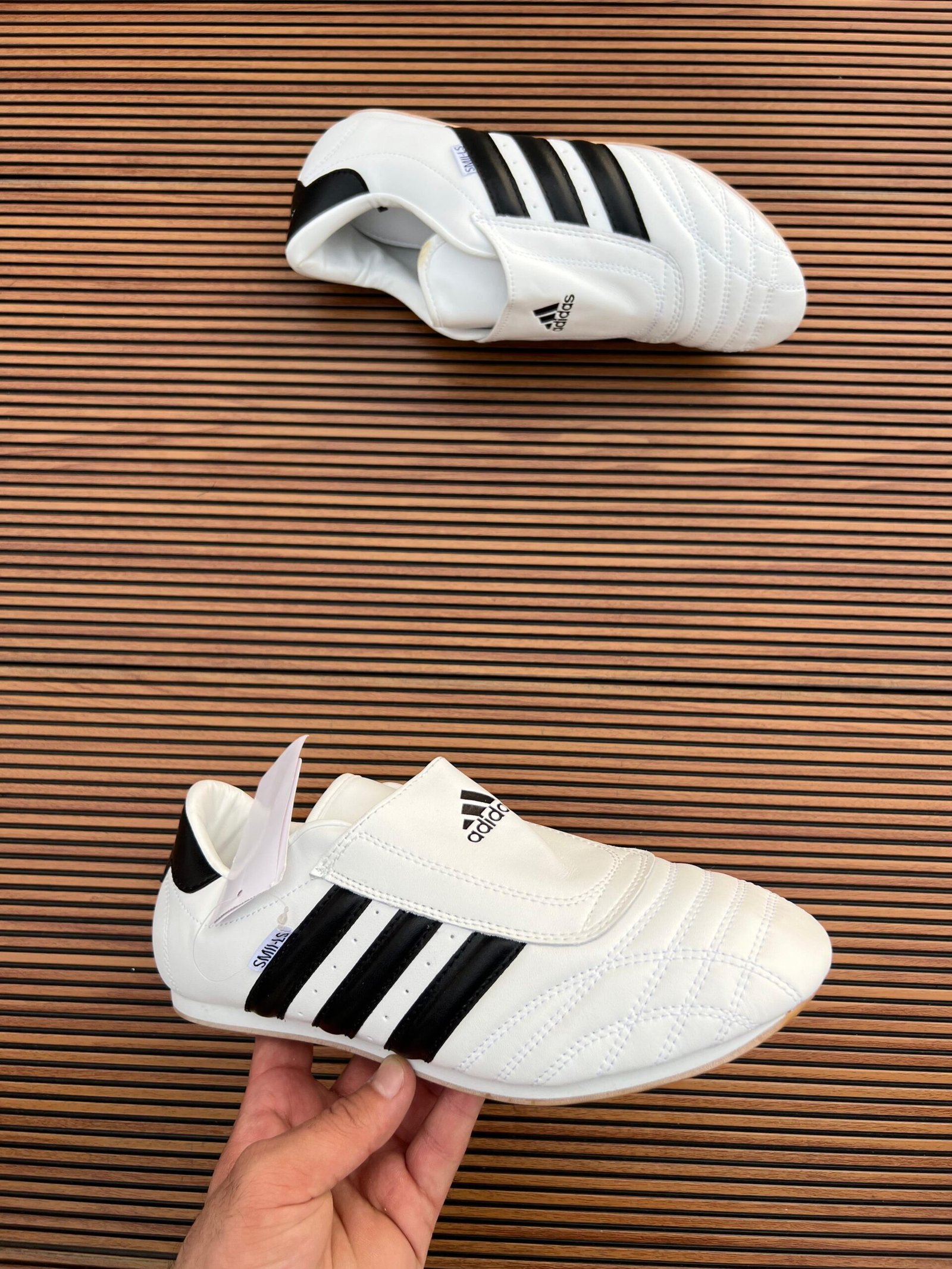 Taekwondo Black White Sneakers – Premium Lightweight Street Style (2) Taekwondo Black White Sneakers – Premium Lightweight Street Style (2)