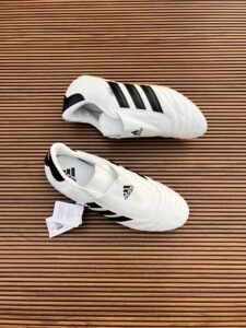 Taekwondo Black White Sneakers – Premium Lightweight Street Style (4)