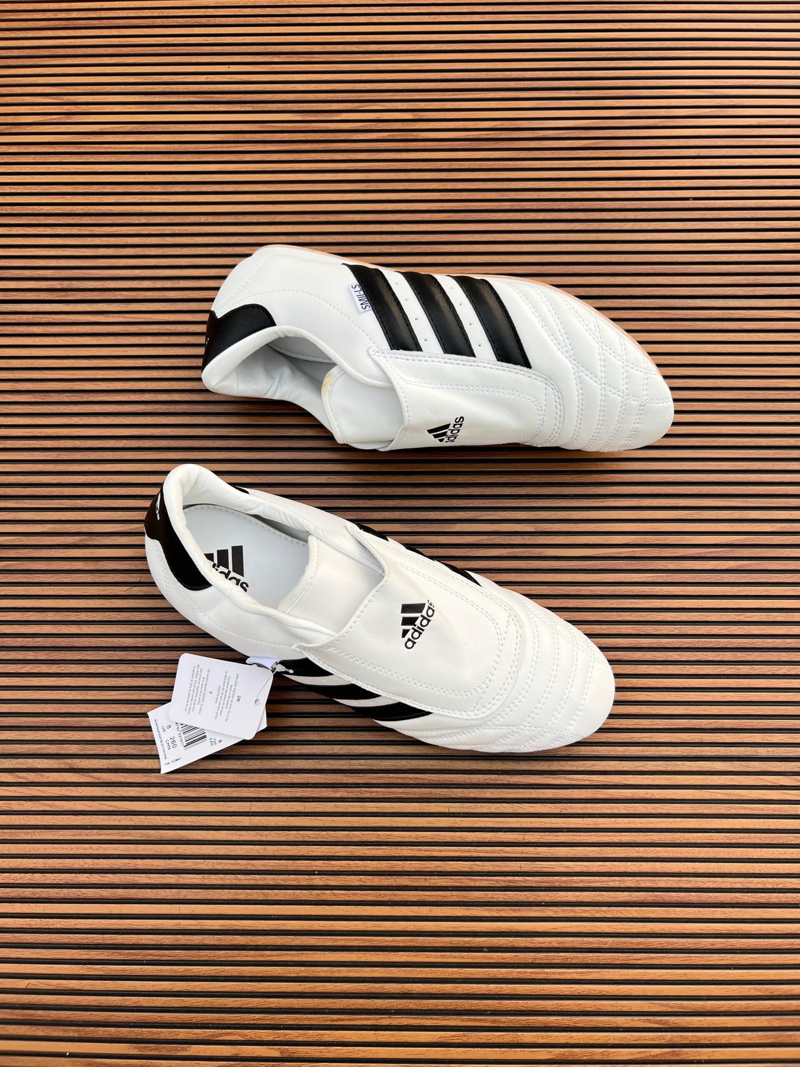 Taekwondo Black White Sneakers – Premium Lightweight Street Style (4) Taekwondo Black White Sneakers – Premium Lightweight Street Style (4)