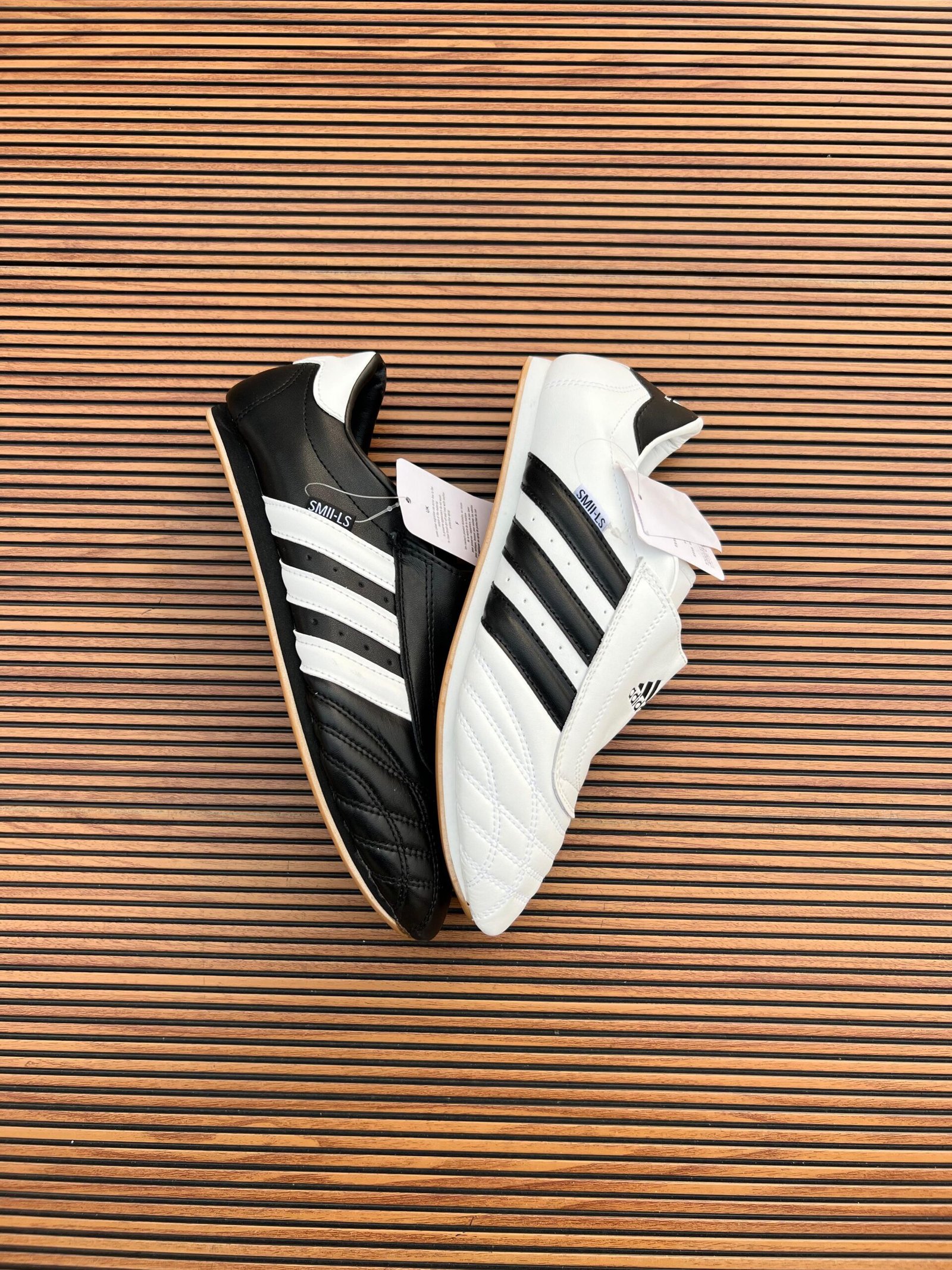 Taekwondo Black White Sneakers – Premium Lightweight Street Style (5) Taekwondo Black White Sneakers – Premium Lightweight Street Style (5)