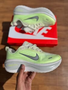 Zoom Vomero Plus Sneakers – Lightweight Sport Comfort (5 Colors) (5)